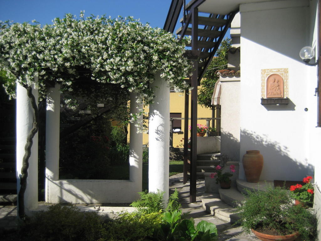 B&B Le Colombine Abbadia Lariana Ngoại thất bức ảnh